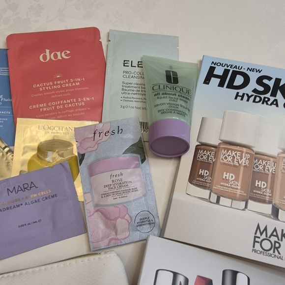 Beauty Skincare Makeup & Hair Bundle Set Various Brands Redkin Prada Clinique - Picture 4 of 5